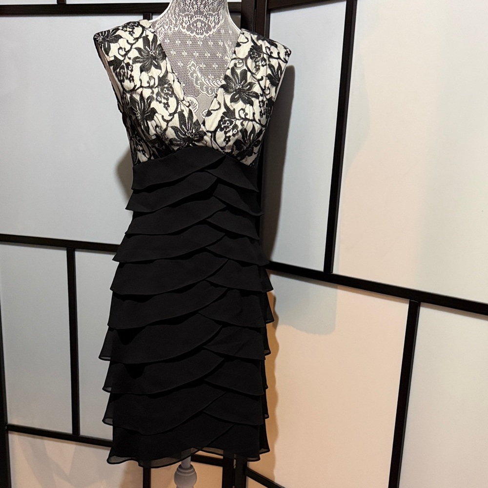 Black & Ivory Lace V-Neck Tiered Mini Dress